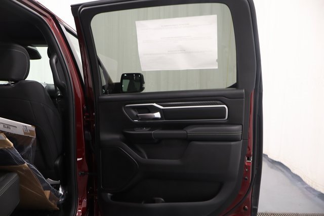 New 2026 RAM 1500 4x4 Crew Cab image 14