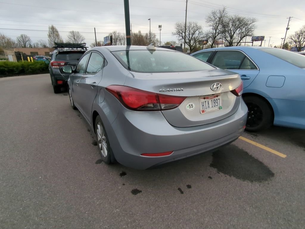Used 2016 Hyundai Elantra SE w/ Option Group 02 image 4
