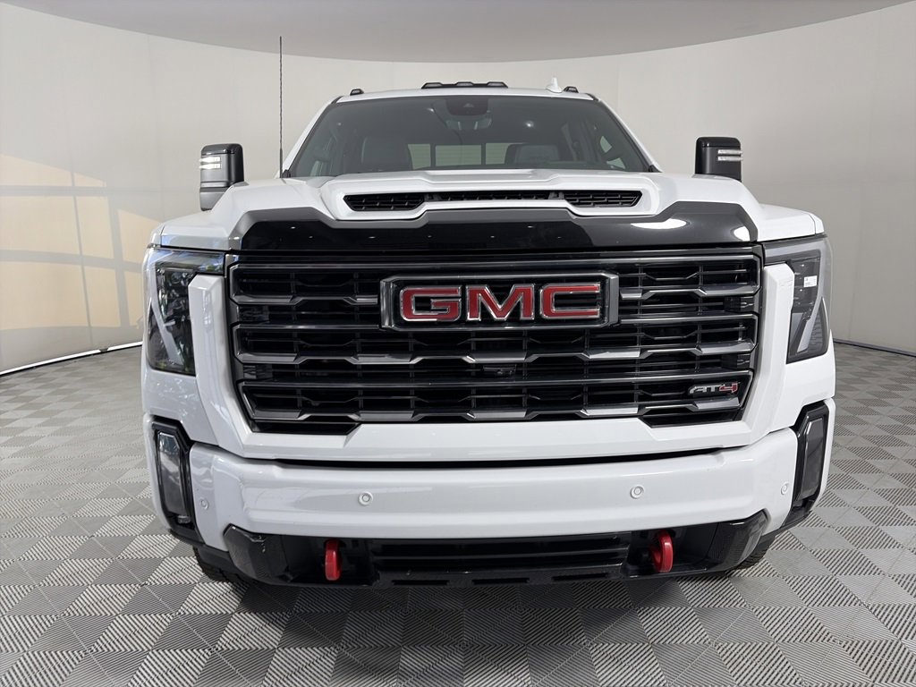 Used 2024 GMC Sierra 3500 AT4 w/ Technology Package video 2