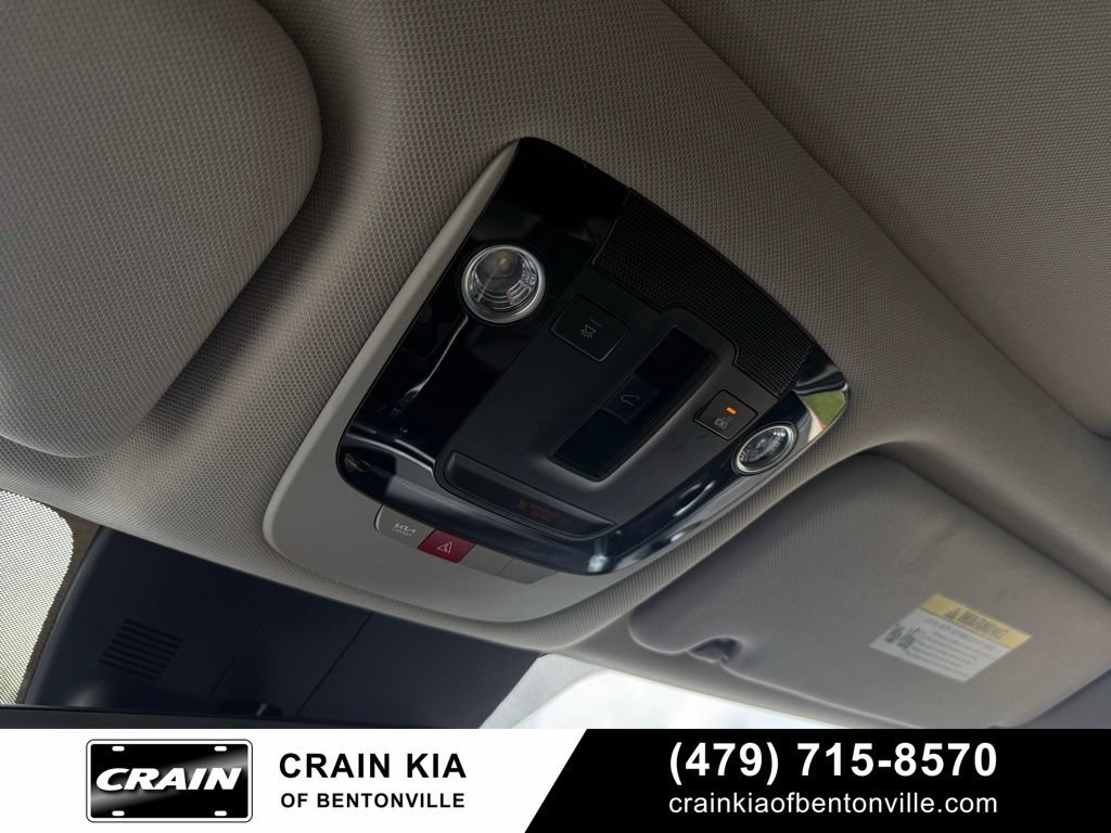 Certified 2025 Kia Sorento SX FWD image 21
