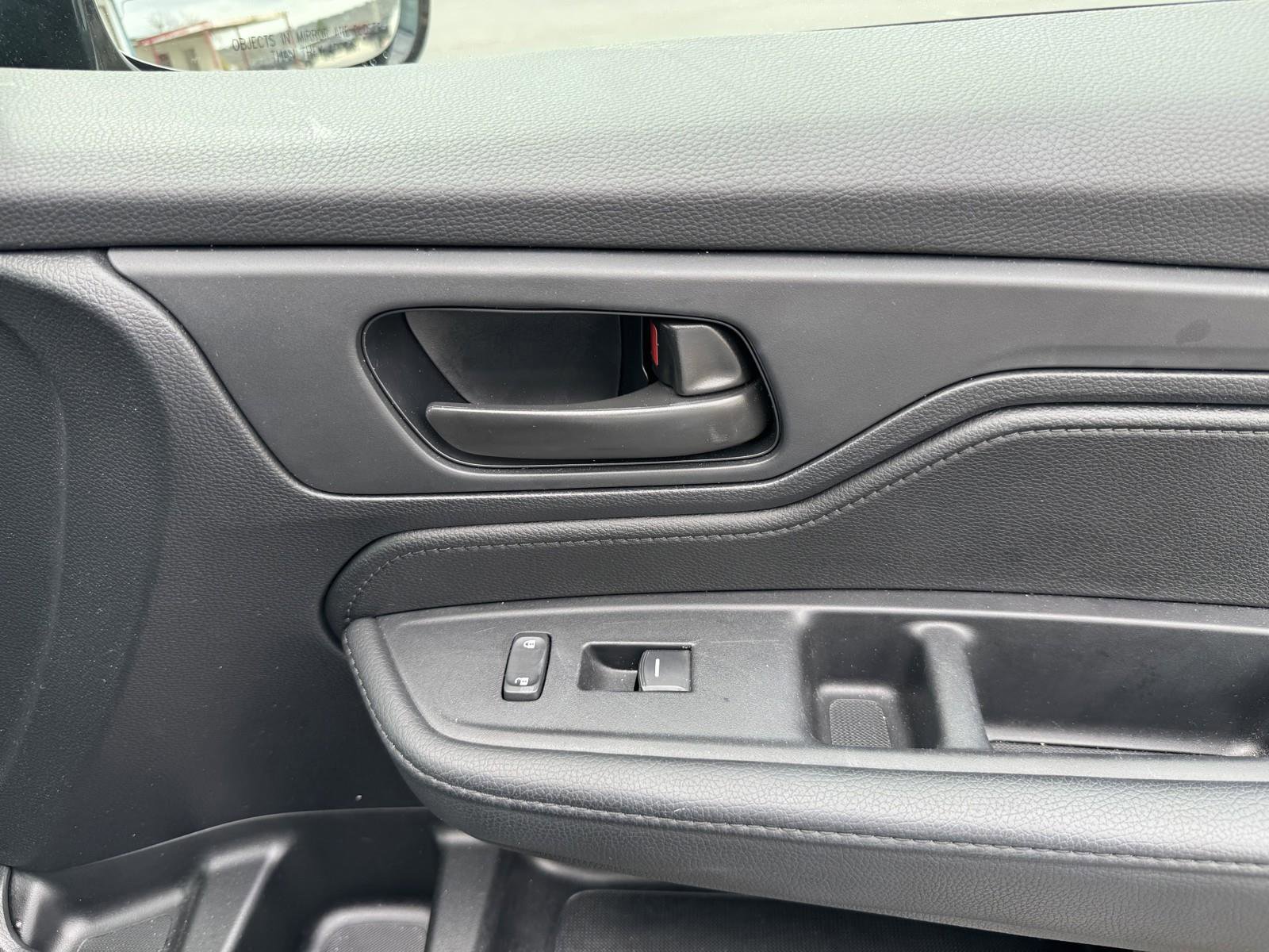 Used 2025 Honda Odyssey Sport-L image 37