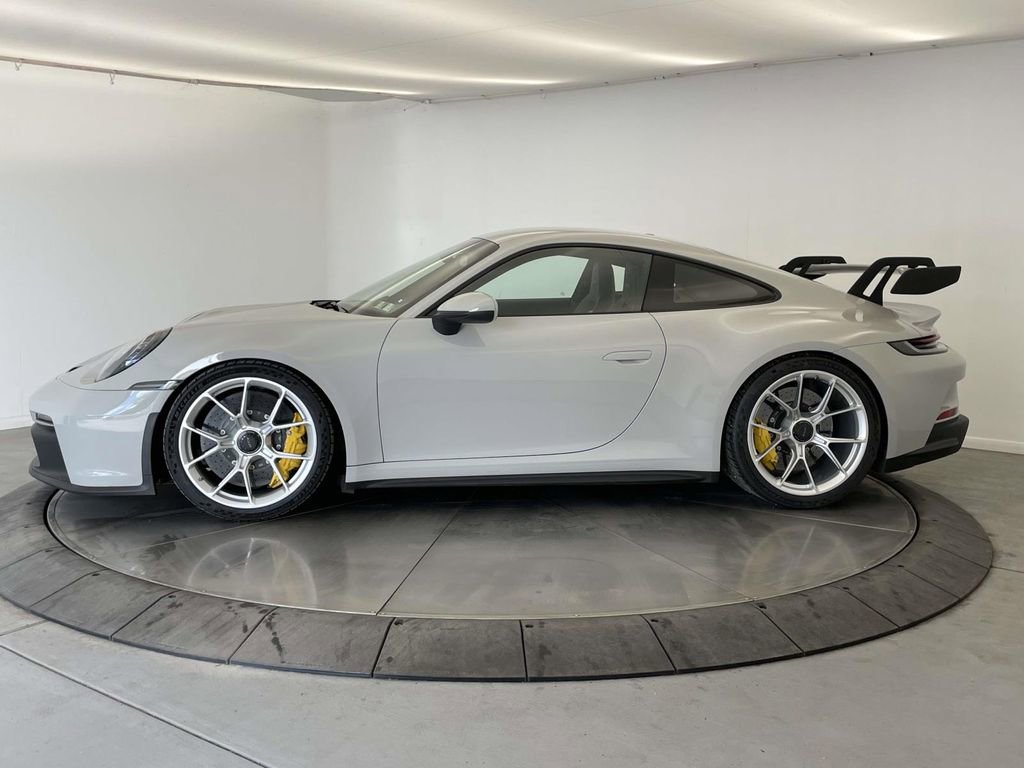 Certified 2022 Porsche 911 GT3 RWD image 2