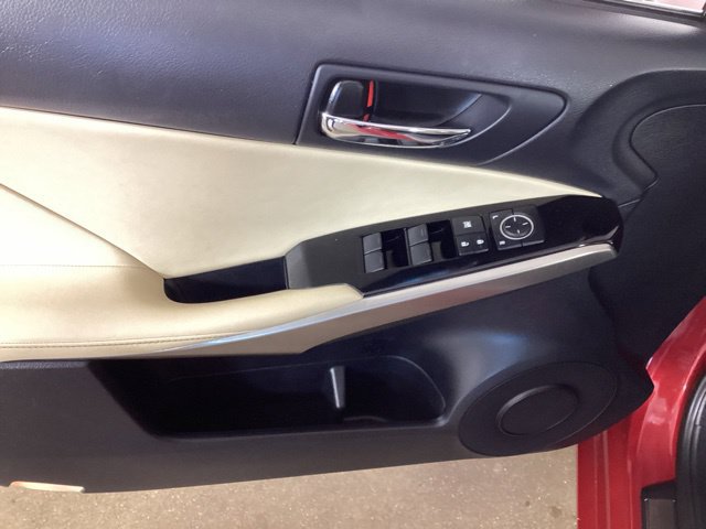 Used 2014 Lexus IS 250 AWD w/ Navigation Package image 11