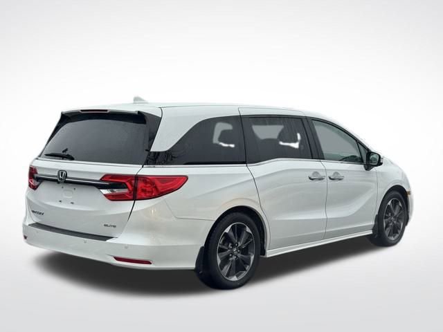 Used 2023 Honda Odyssey Elite image 5