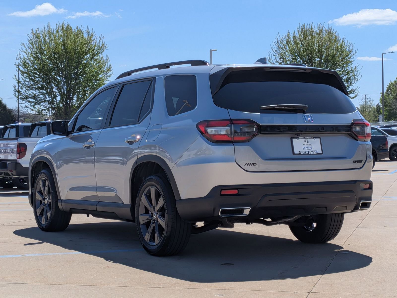 Certified 2023 Honda Pilot Sport image 8