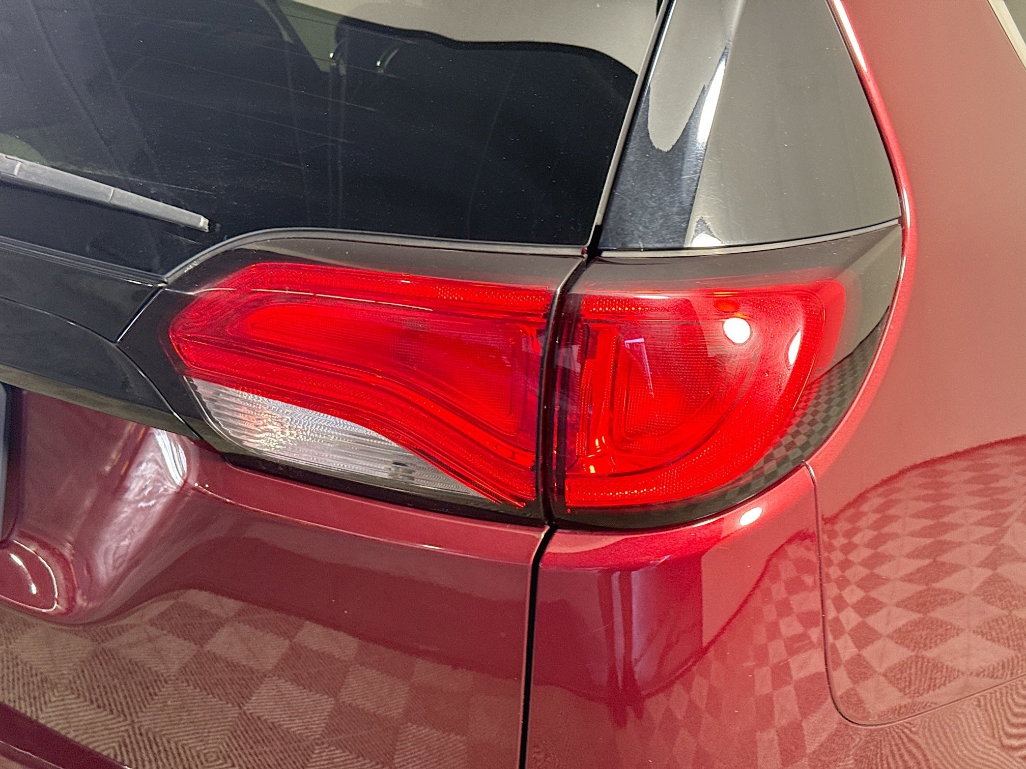 Used 2023 Chrysler Voyager LX FWD image 32