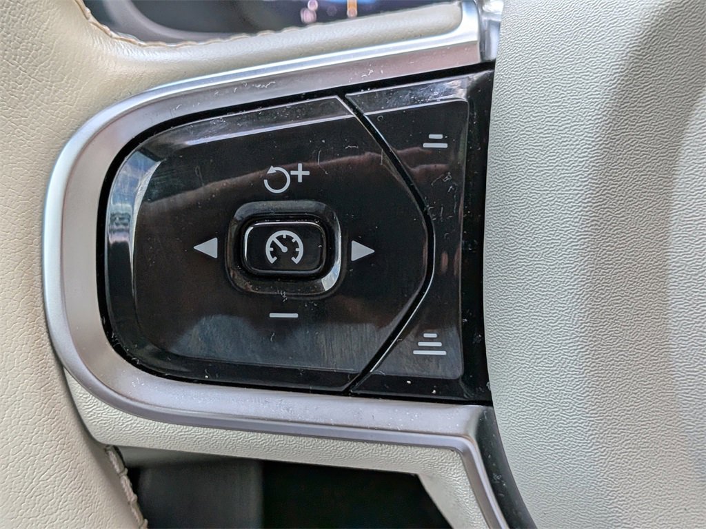 Certified 2024 Volvo XC90 B6 Plus w/ Protection Package Premier image 28