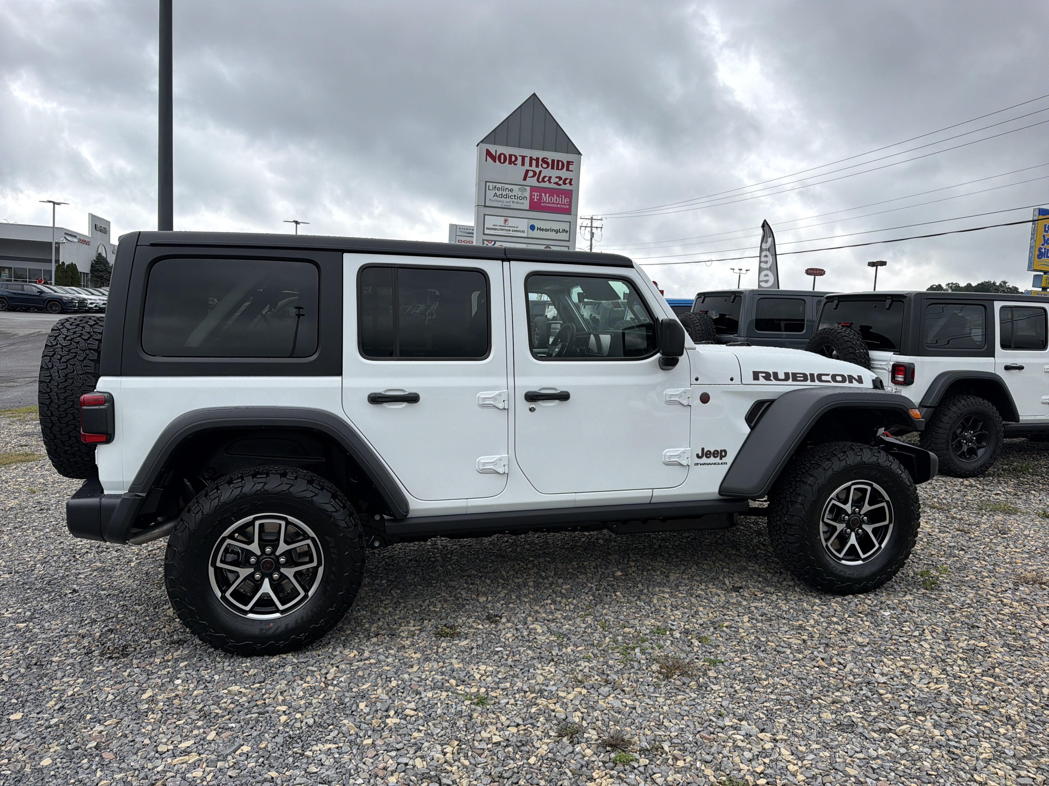 New 2027 Jeep Wrangler Unlimited Rubicon AWD/4WD image 5
