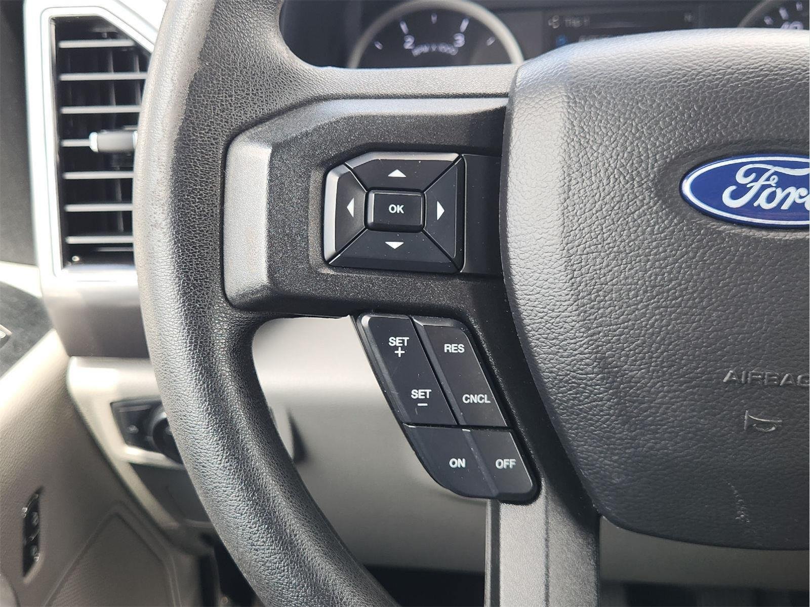 Used 2018 Ford F250 XLT w/ FX4 Off-Road Package AWD/4WD image 27
