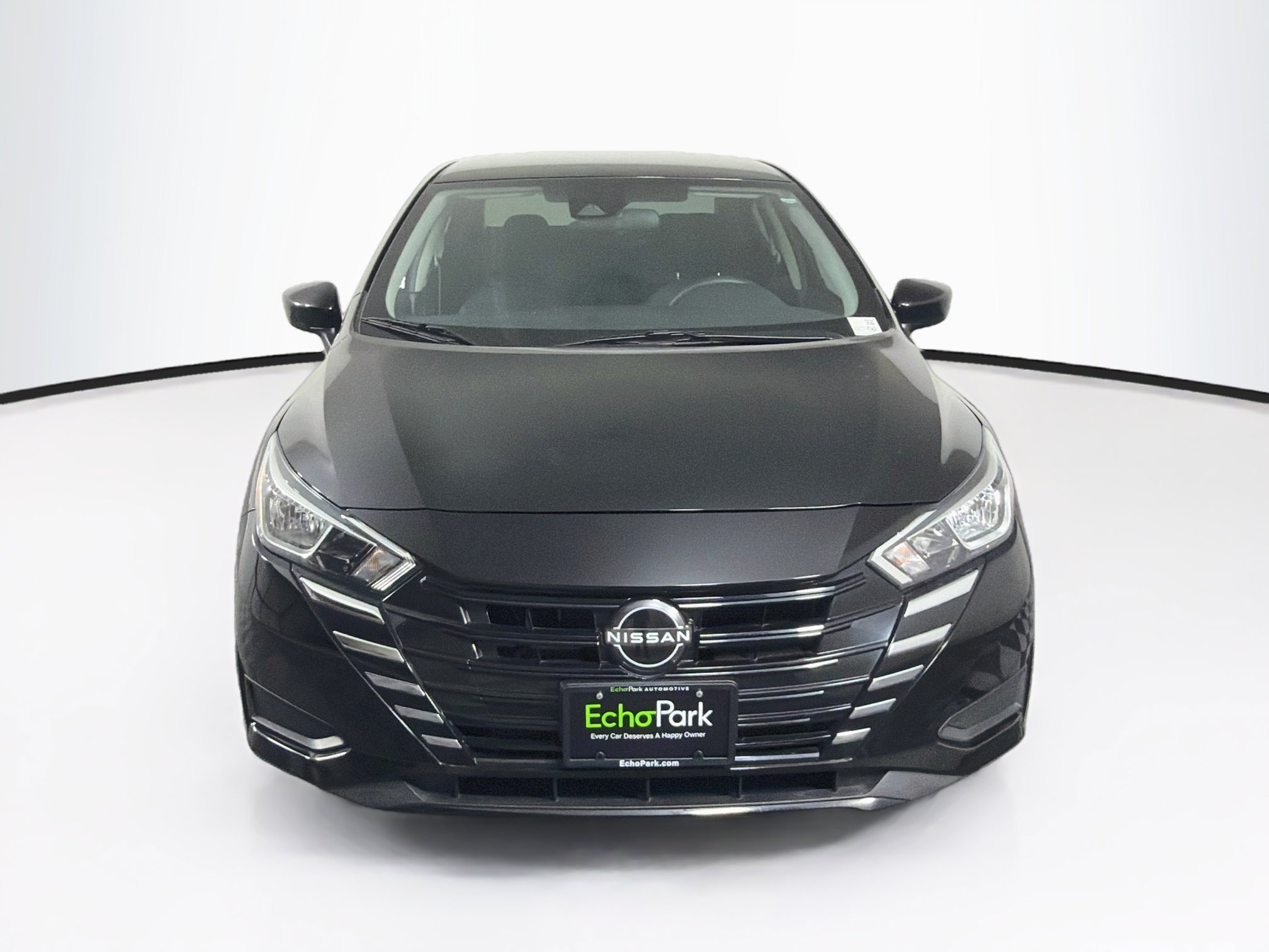 Used 2024 Nissan Versa SV w/ Trunk Package FWD image 2
