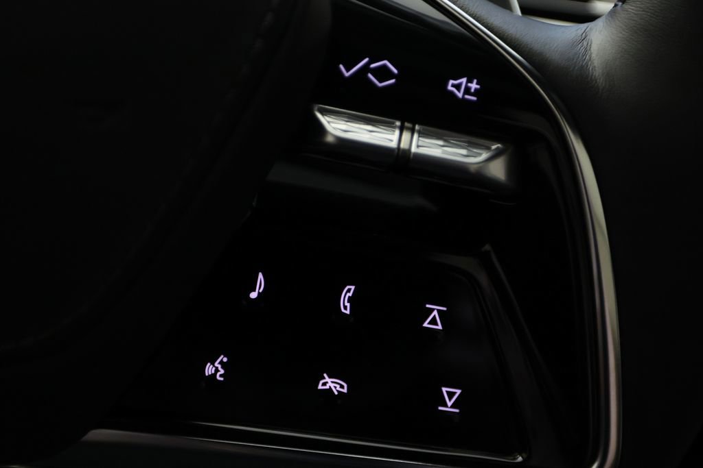 Used 2026 Cadillac Escalade V w/ LPO, ONYX Package image 28