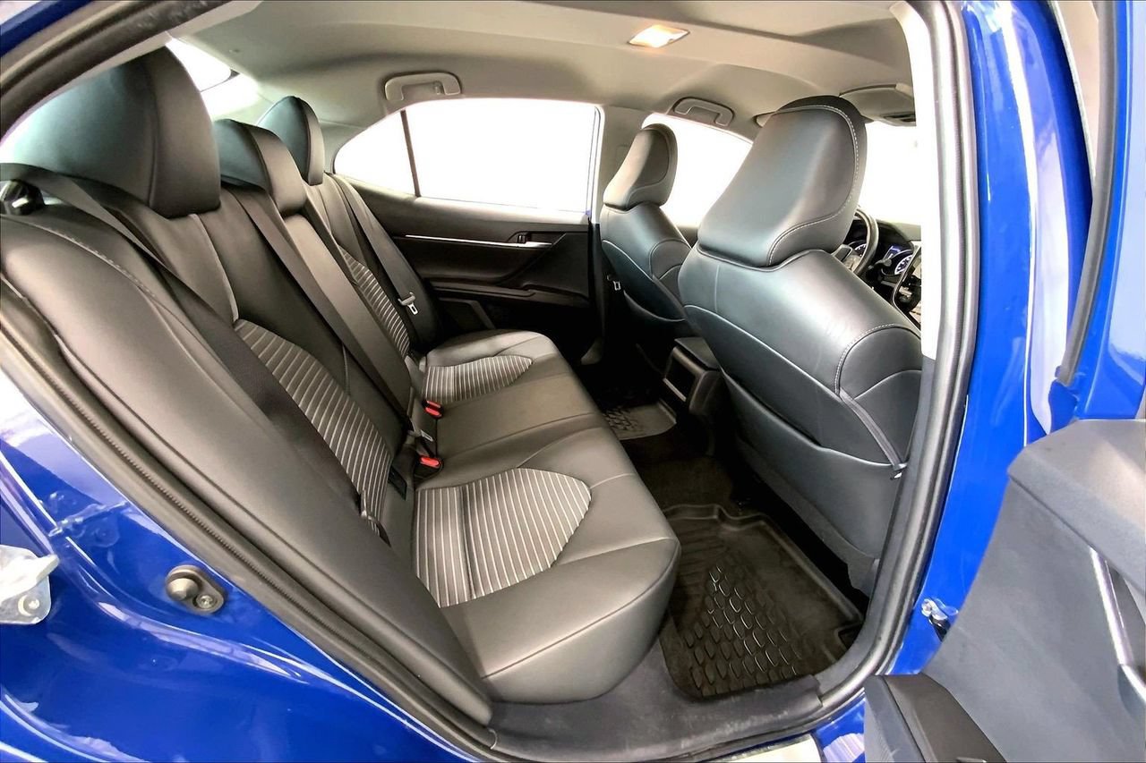Used 2024 Toyota Camry SE FWD image 20