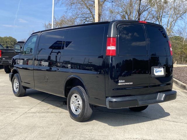 Used 2021 Chevrolet Express 2500 w/ Driver Convenience Package image 3
