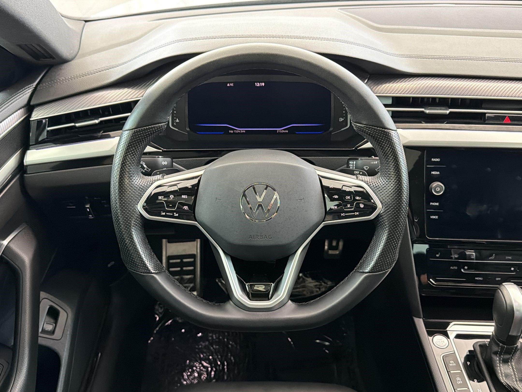 Used 2023 Volkswagen Arteon SEL AWD/4WD image 29
