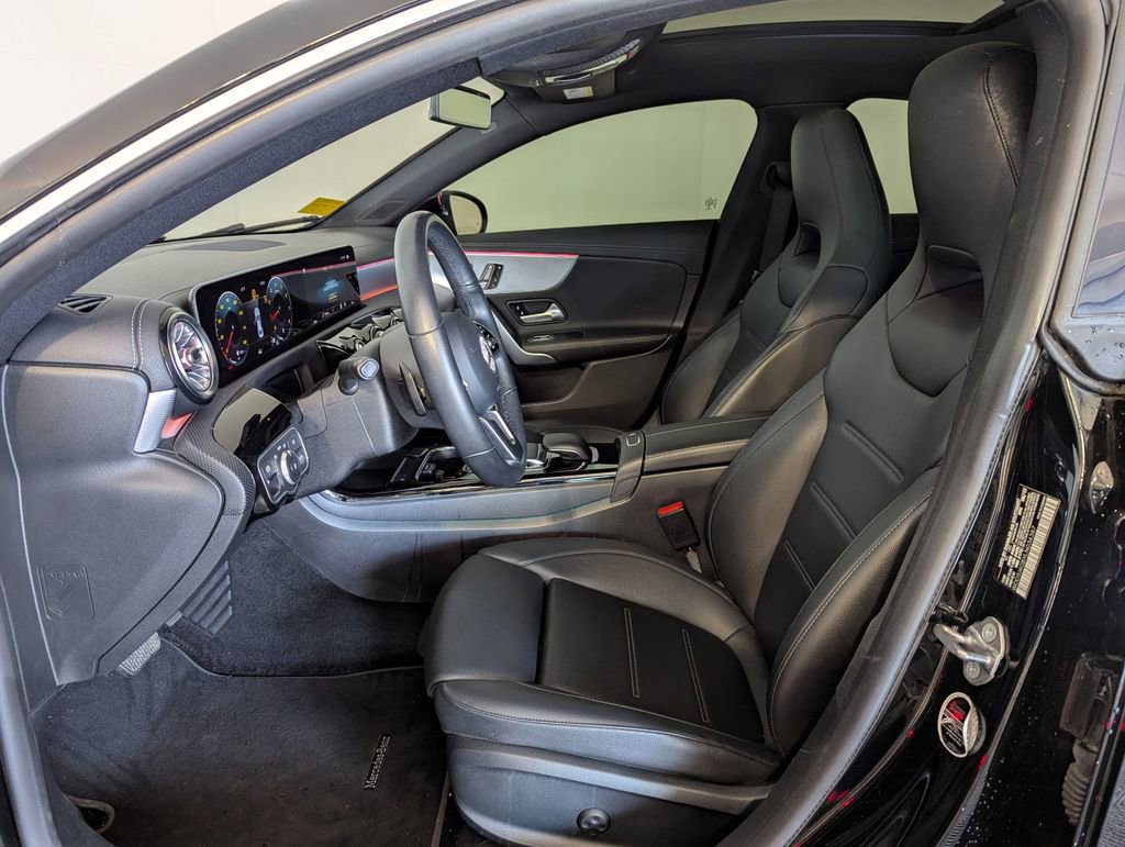 Used 2020 Mercedes-Benz CLA 250 image 4