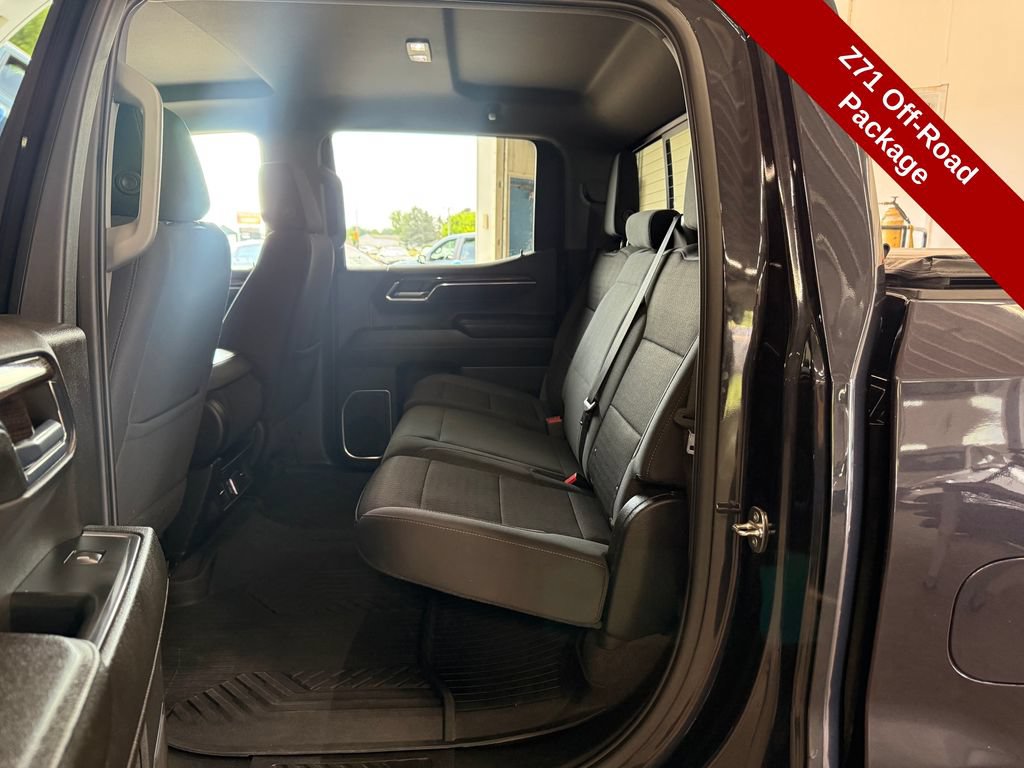 Used 2023 Chevrolet Silverado 1500 LT AWD/4WD image 33