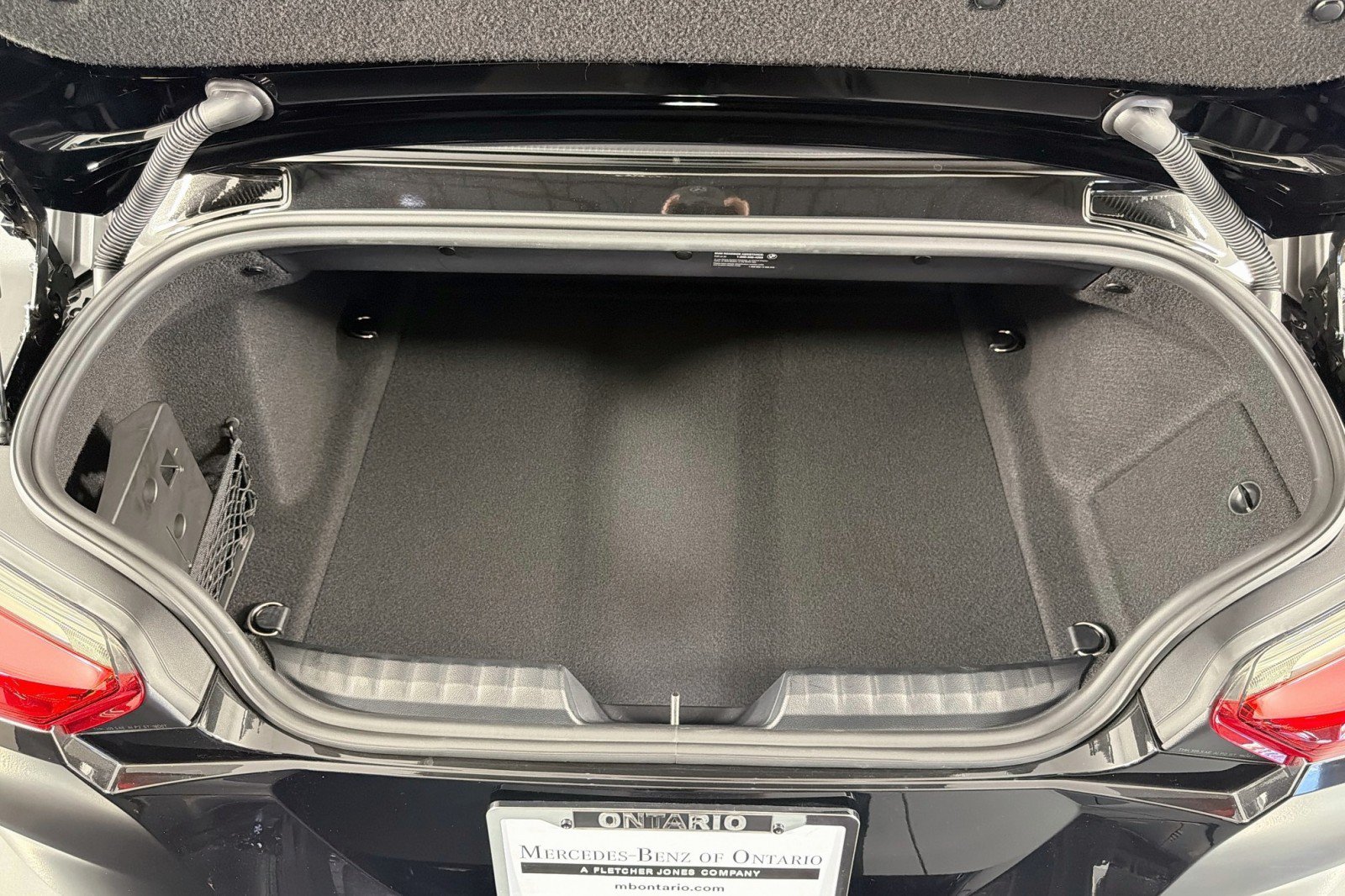 Used 2026 BMW Z4 M40i w/ Shadowloine Package RWD image 24