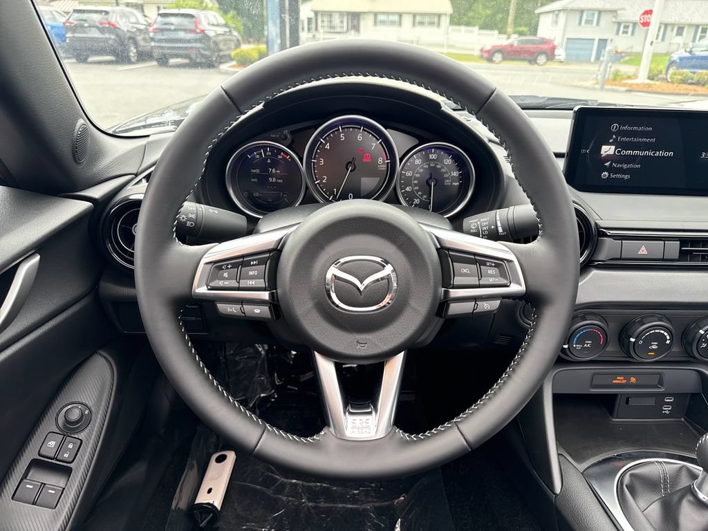 New 2026 MAZDA MX-5 Miata Sport w/ Appearance Package RWD image 17