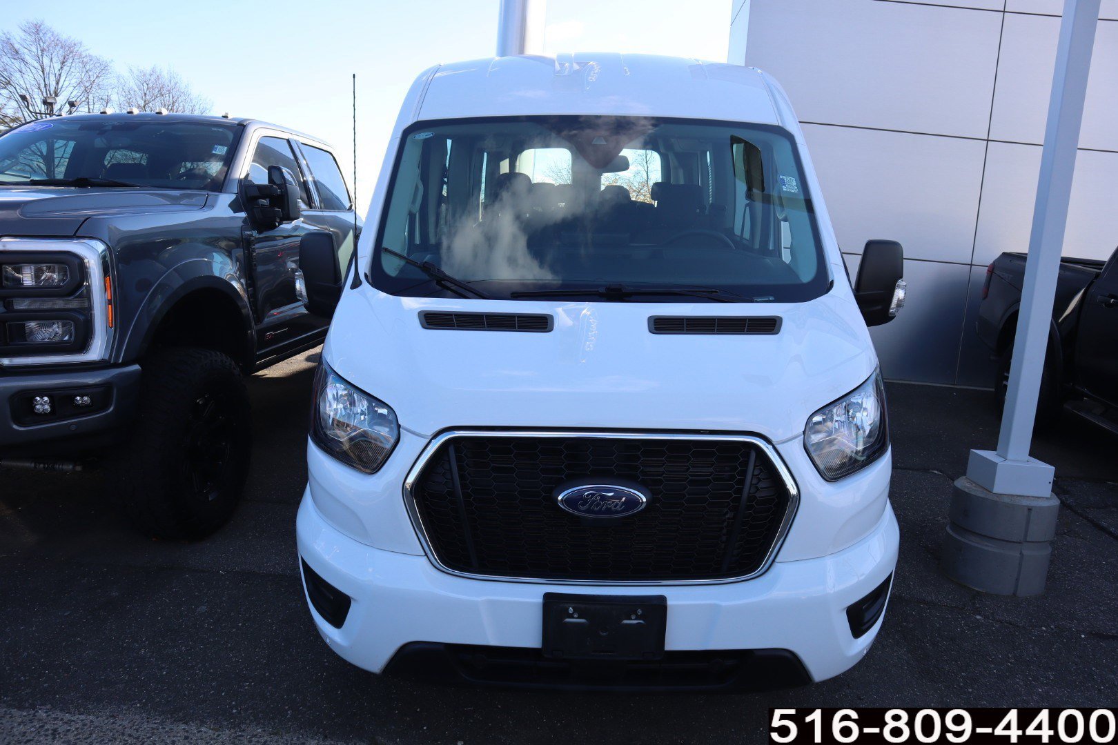 Used 2023 Ford Transit 350 XLT image 2