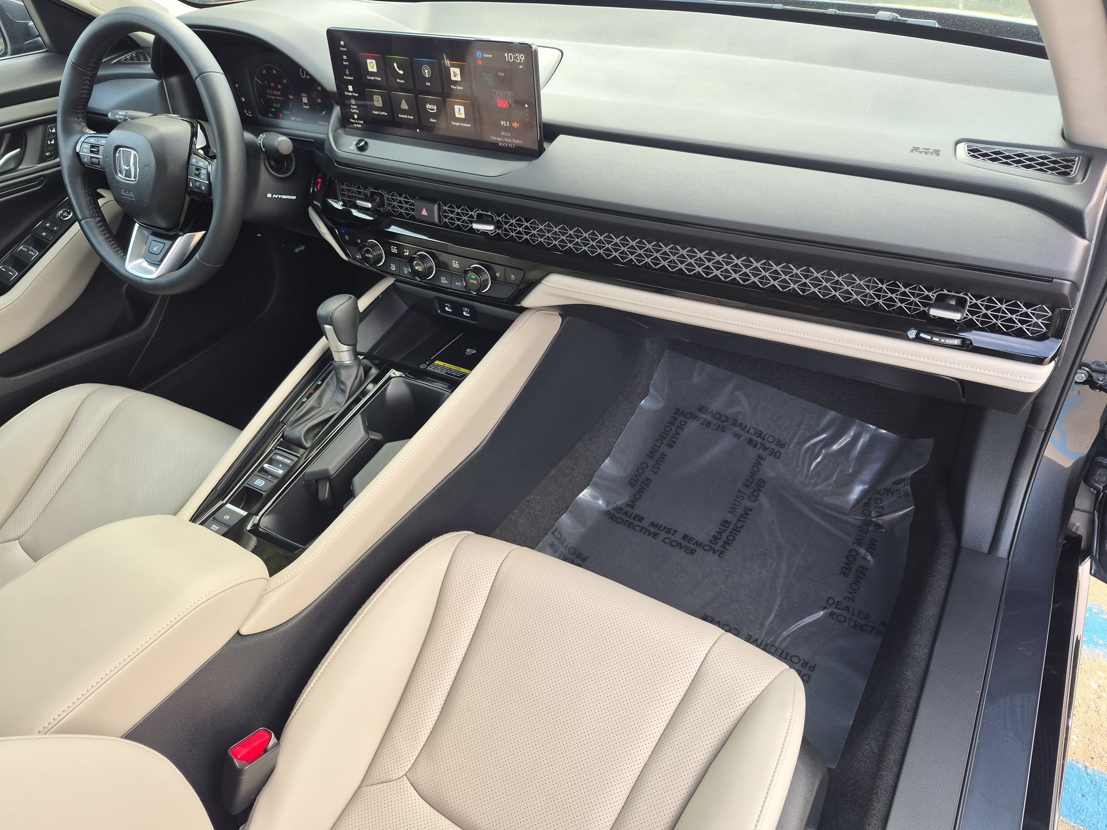 Certified 2025 Honda Accord Touring image 32