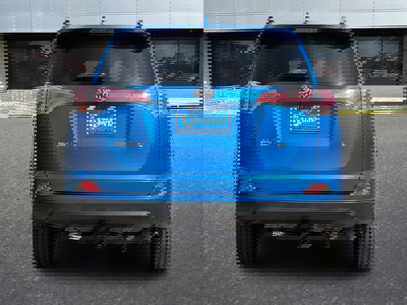 Used 2017 Toyota RAV4 LE image 8