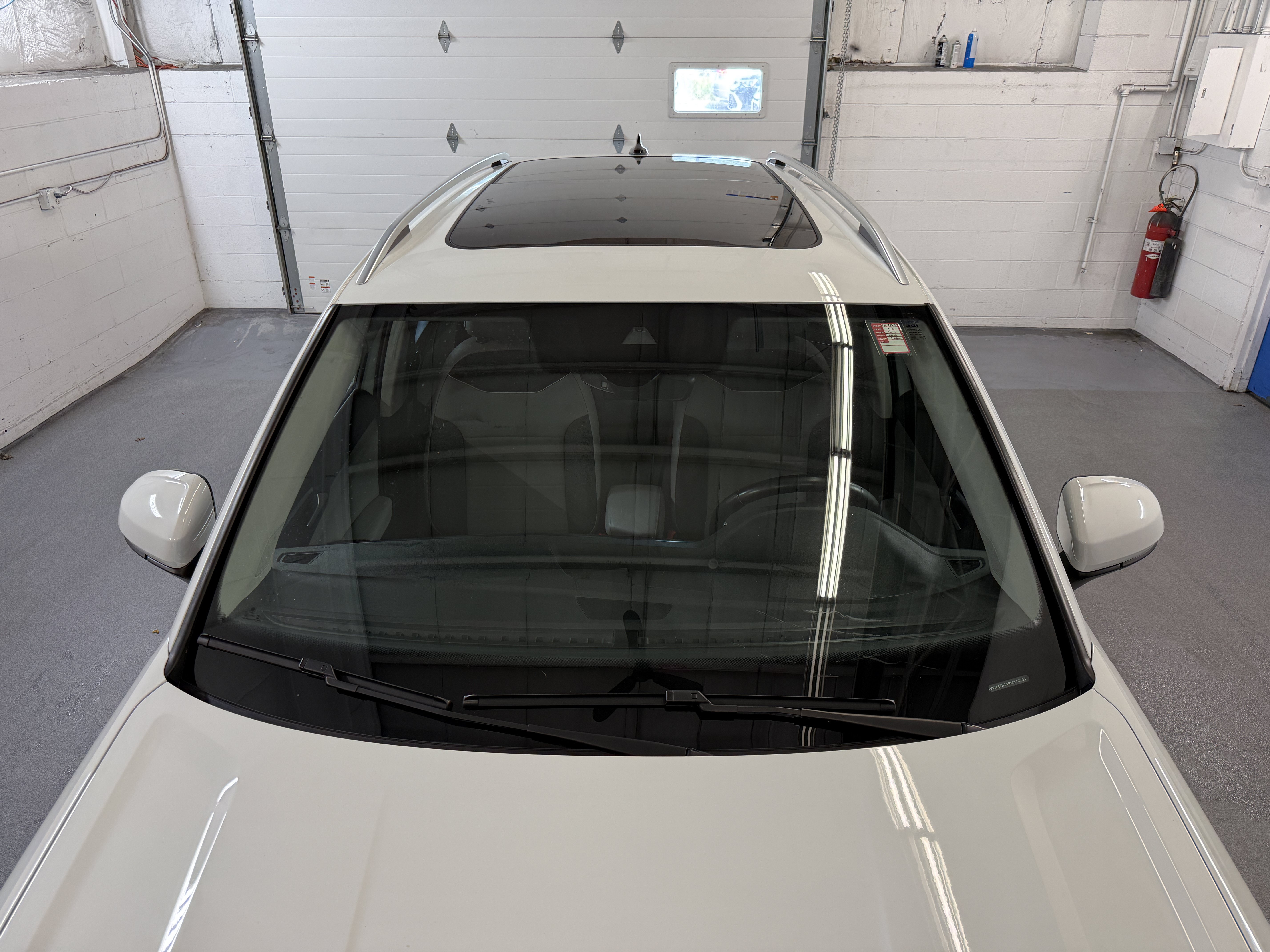 Certified 2023 Volkswagen Taos SE w/ Panoramic Sunroof Package AWD/4WD image 4