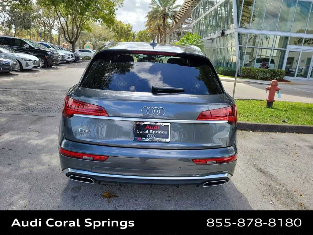 Certified 2023 Audi Q5 e Premium w/ Convenience Package image 7
