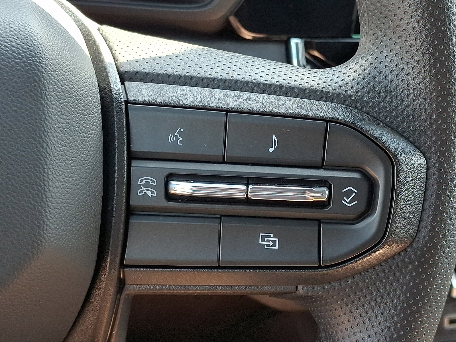 Certified 2026 Chevrolet Colorado Trail Boss AWD/4WD image 22