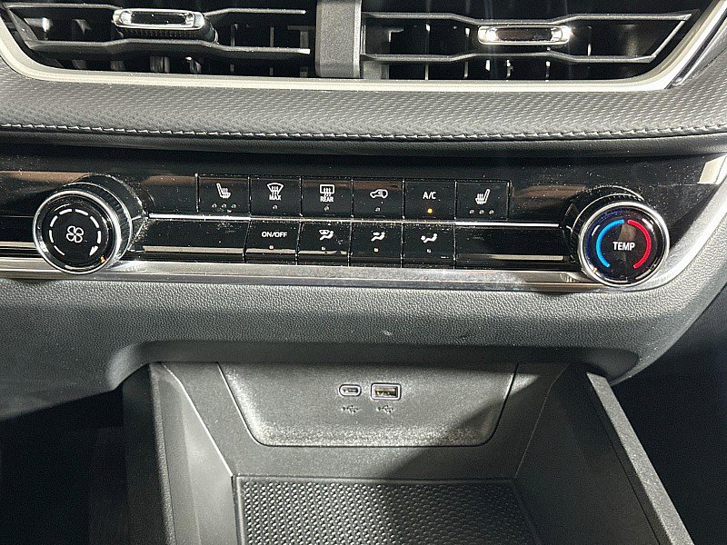 Used 2026 Chevrolet Equinox LT FWD image 17