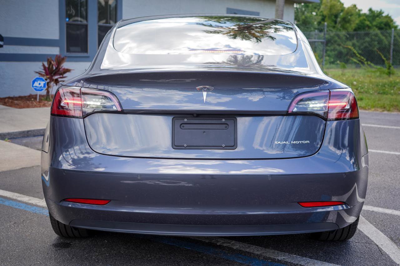 Used 2022 Tesla Model 3 Long Range AWD/4WD image 4