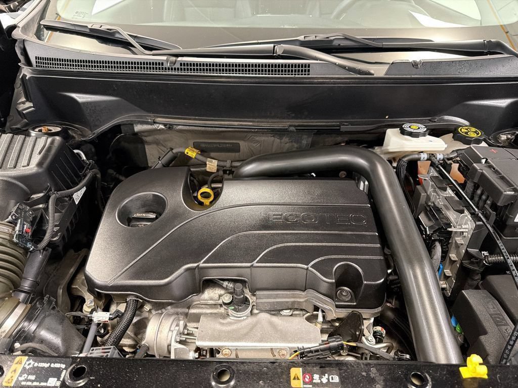Used 2024 Chevrolet Equinox Premier AWD/4WD image 45