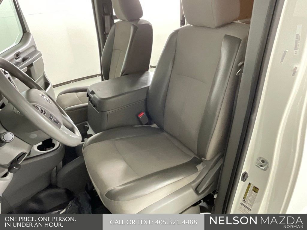 Used 2021 Nissan NV 2500 SV w/ Navigation Package image 22