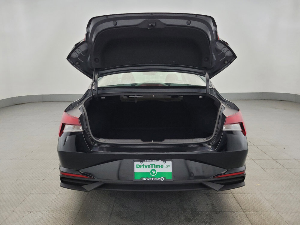 Used 2022 Hyundai Elantra SE w/ Preferred Accessory Package image 29