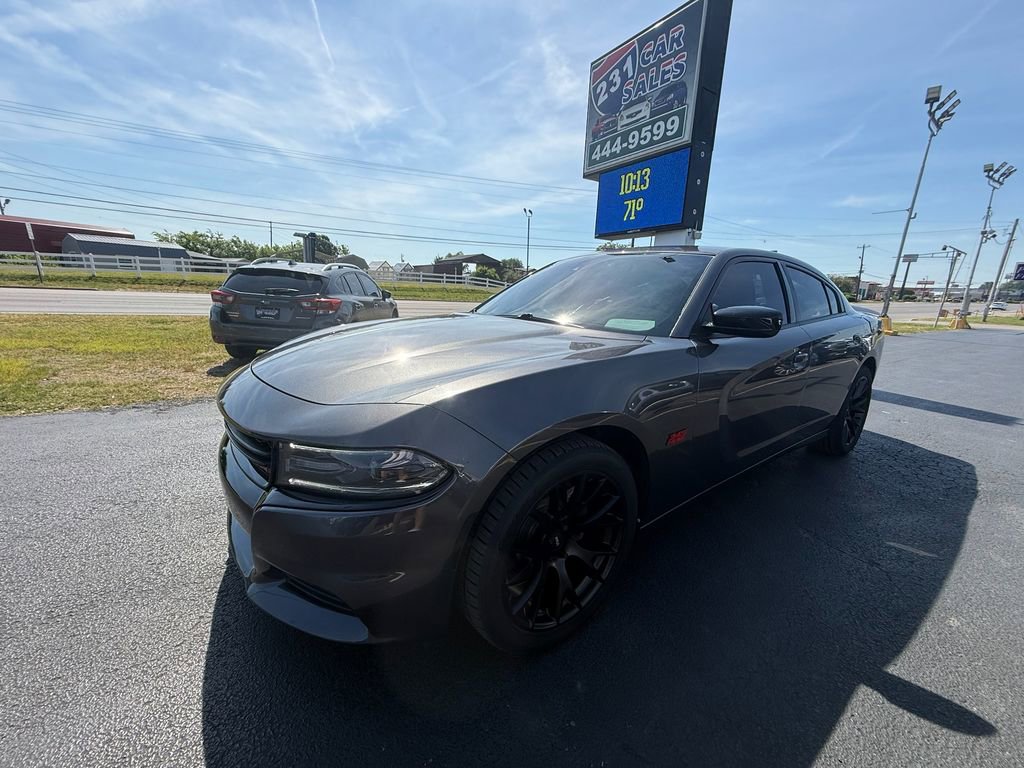 Used 2017 Dodge Charger R/T w/ Premium Group RWD image 8