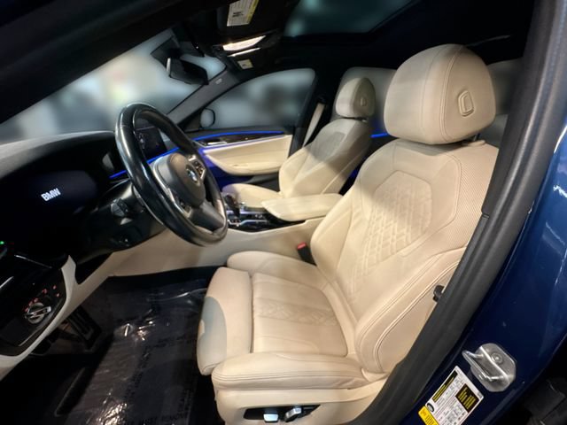 Used 2022 BMW 530i w/ M Sport Package RWD image 12