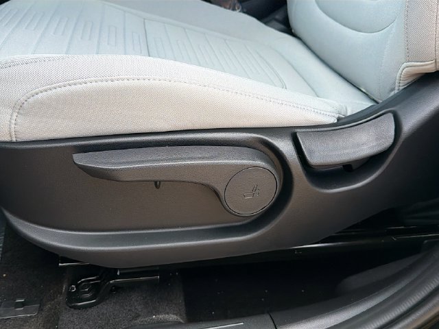 New 2026 Hyundai Santa Cruz SE FWD image 19