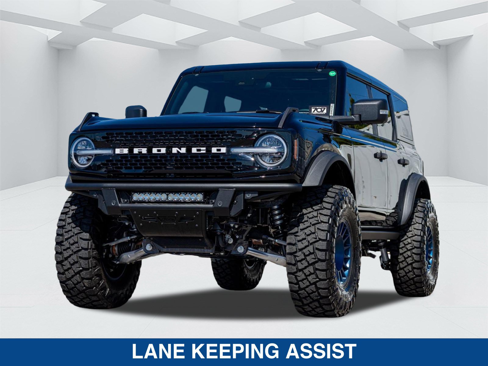 Used 2025 Ford Bronco Badlands AWD/4WD image 8