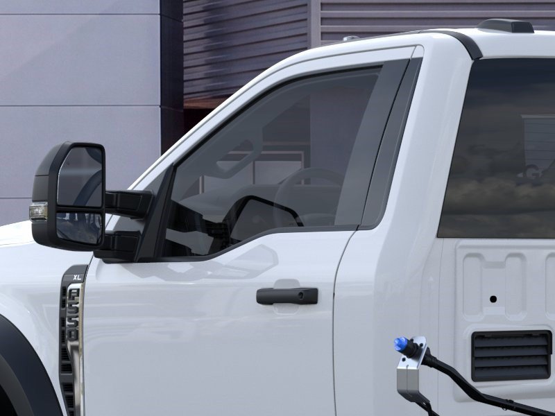 New 2025 Ford F550 4x4 Regular Cab Super Duty image 23