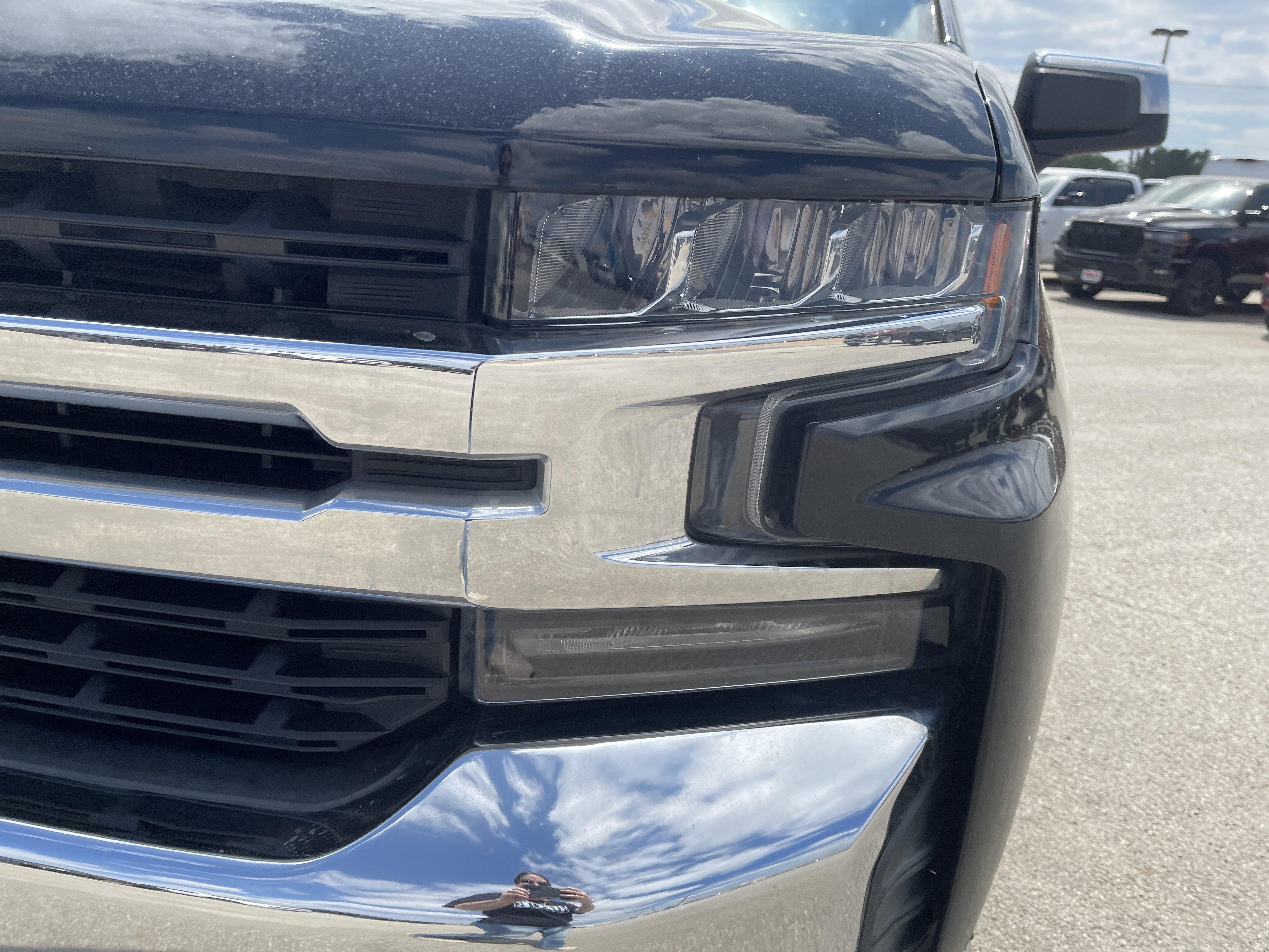 Used 2019 Chevrolet Silverado 1500 LT w/ Texas Edition image 10