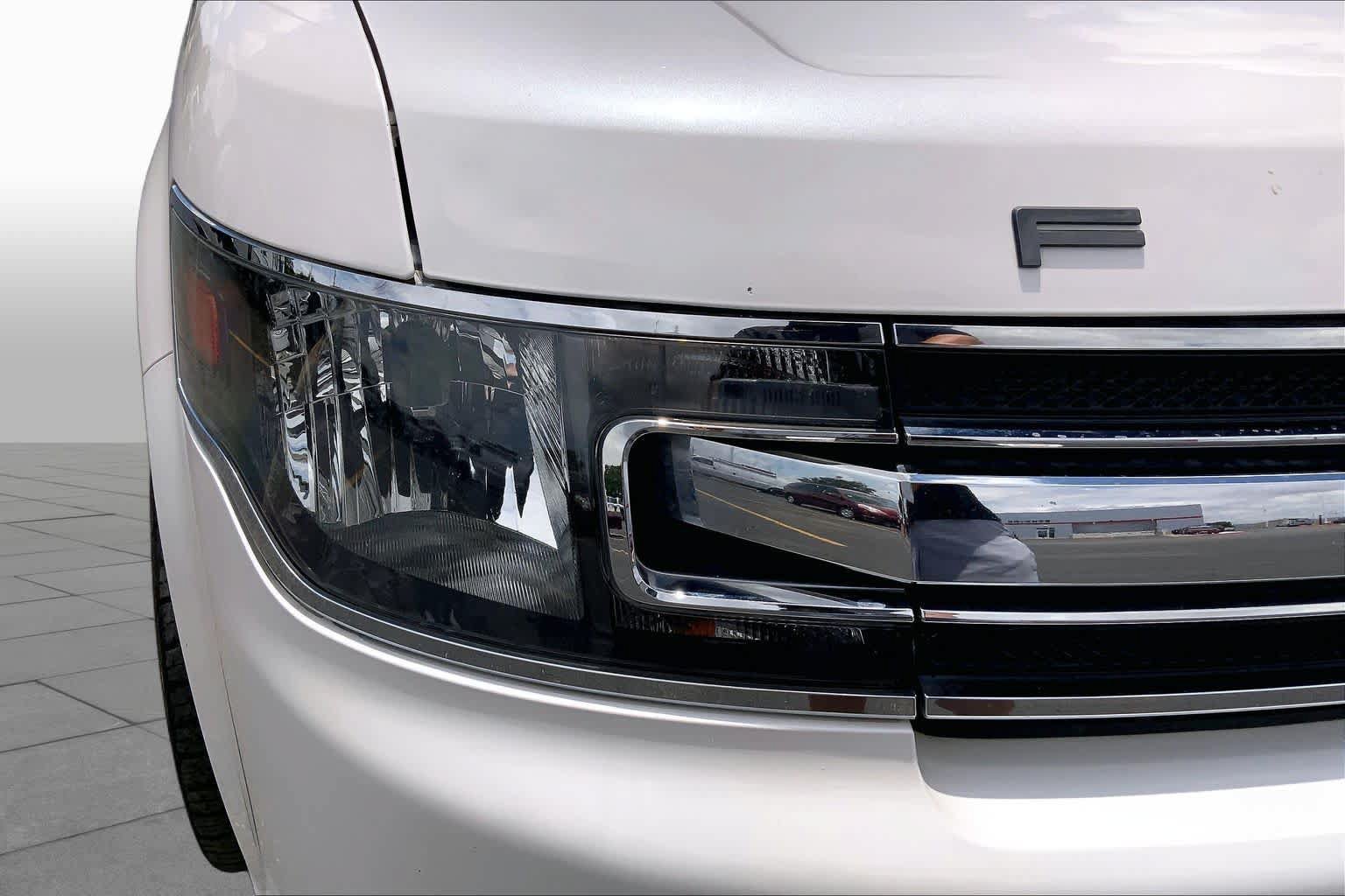 Used 2018 Ford Flex SEL w/ Equipment Group 202A FWD image 28
