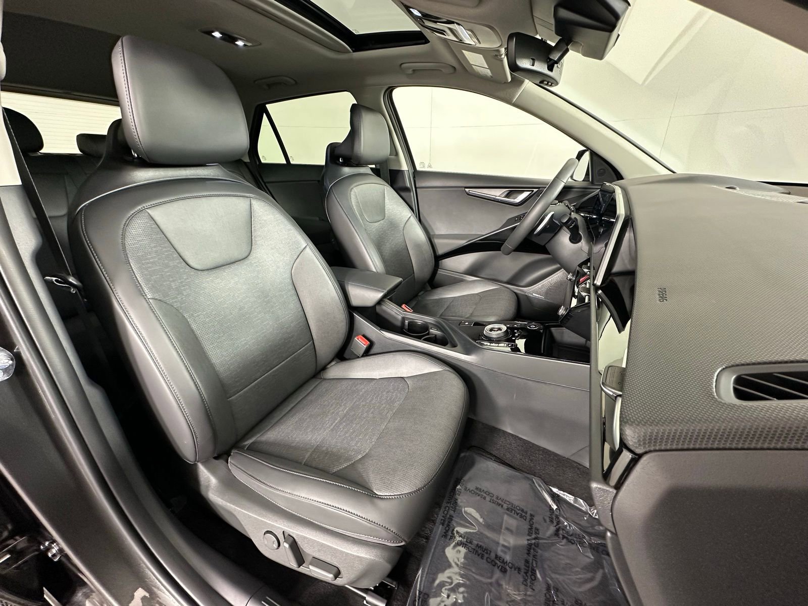 Used 2024 Kia Niro Wave image 6