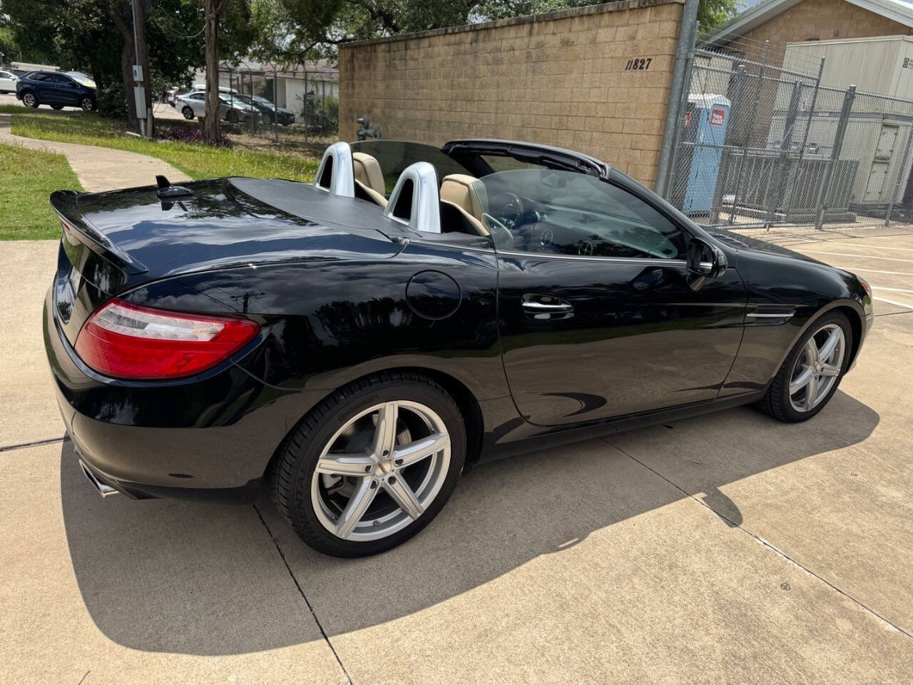 Used 2013 Mercedes-Benz SLK 250 image 14