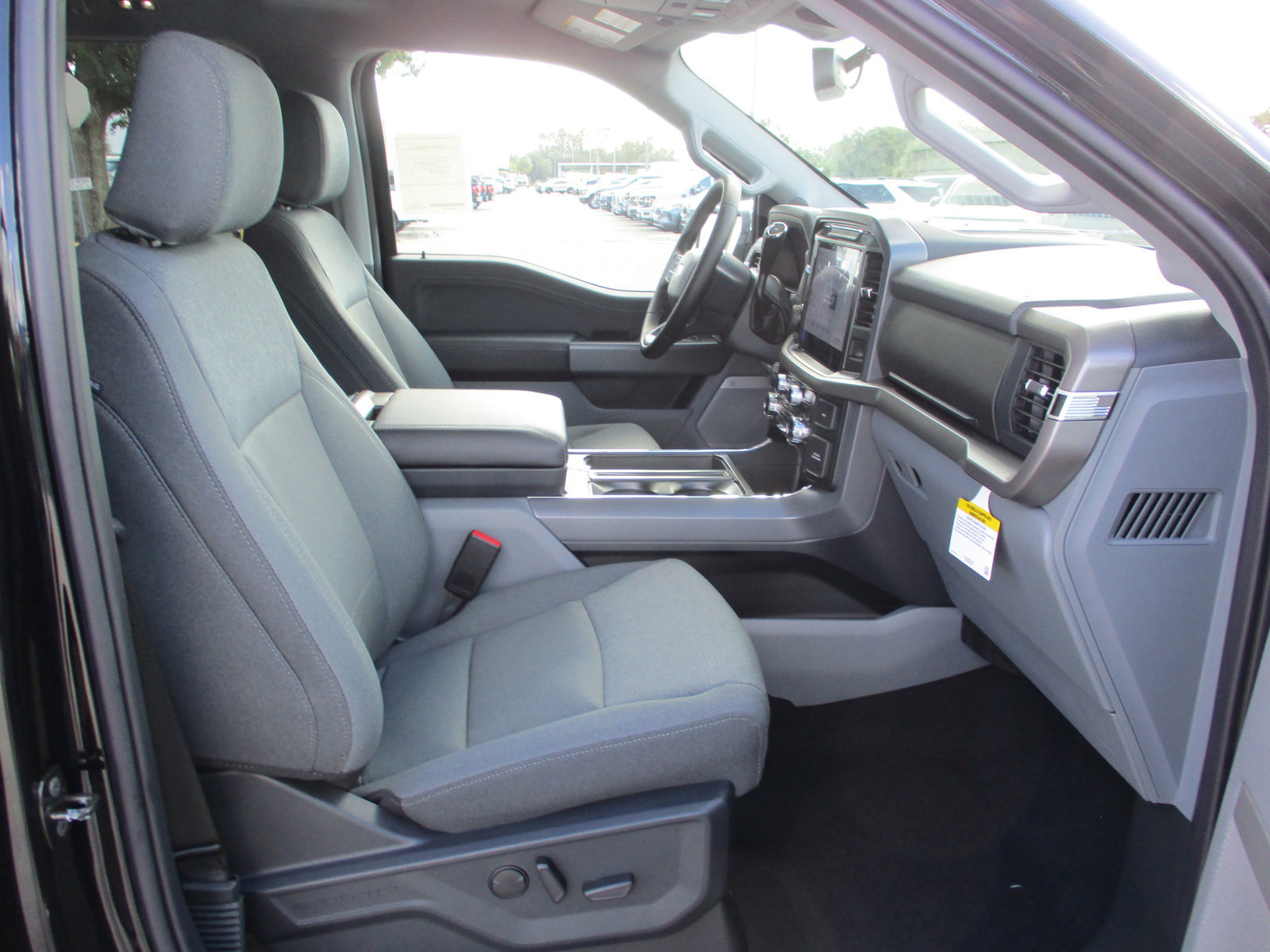 Used 2024 Ford F150 XLT w/ Equipment Group 303A High image 18