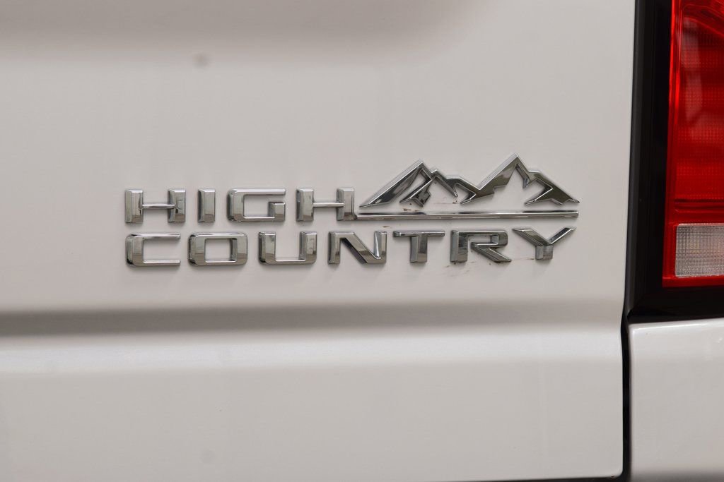 Used 2024 Chevrolet Silverado 2500 High Country w/ Technology Package image 24