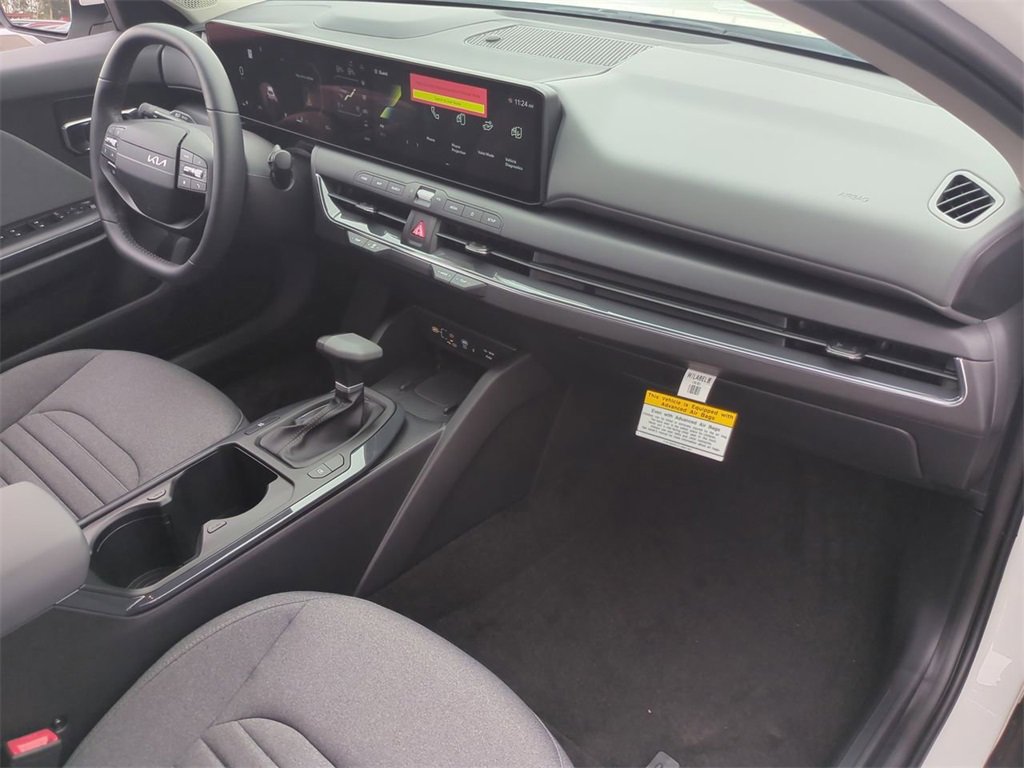 New 2025 Kia K4 EX image 26