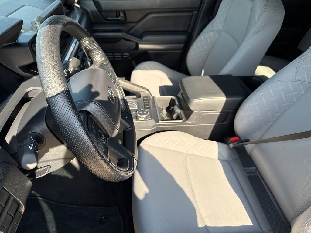 Used 2025 Toyota Tacoma SR5 image 18