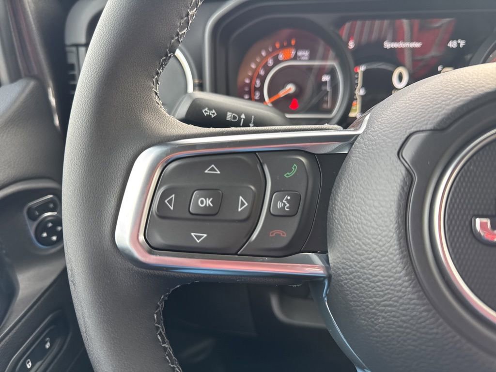 New 2026 Jeep Wrangler Unlimited Sahara AWD/4WD image 13