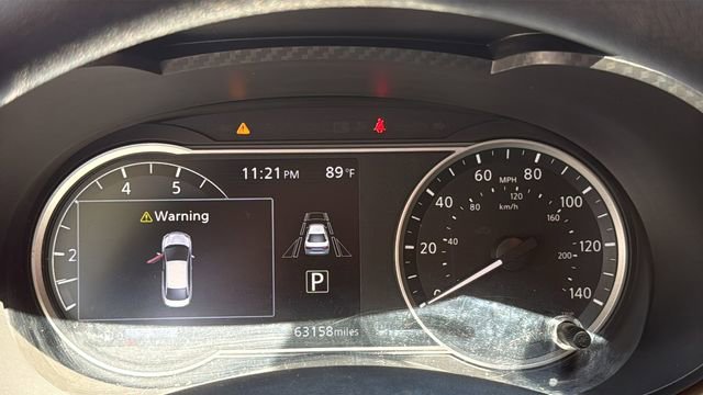 Used 2021 Nissan Versa SV image 22