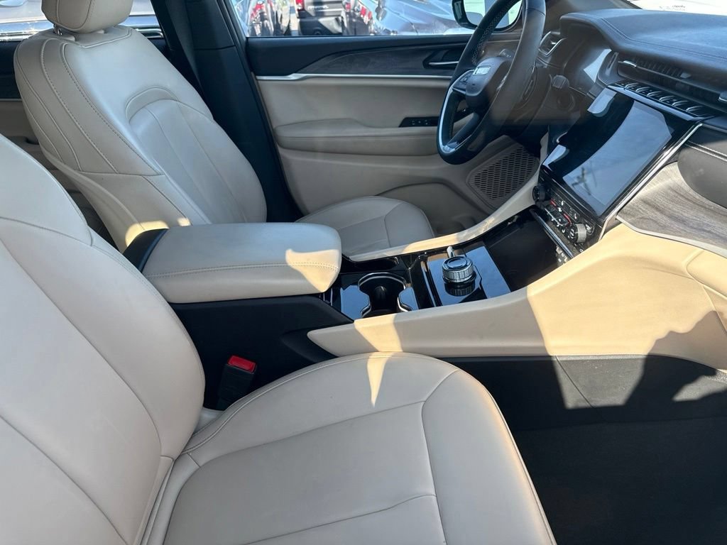 Certified 2023 Jeep Grand Cherokee Limited AWD/4WD image 24
