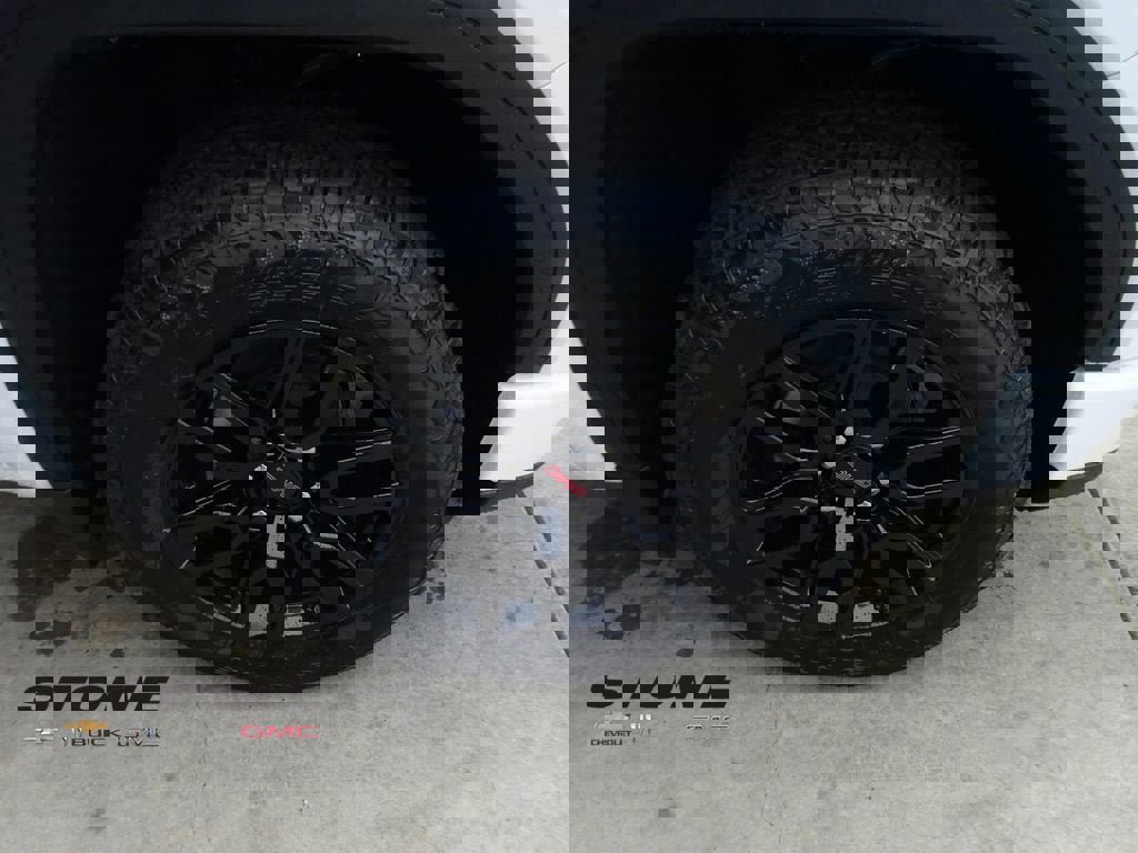 New 2026 GMC Sierra 1500 Elevation image 11